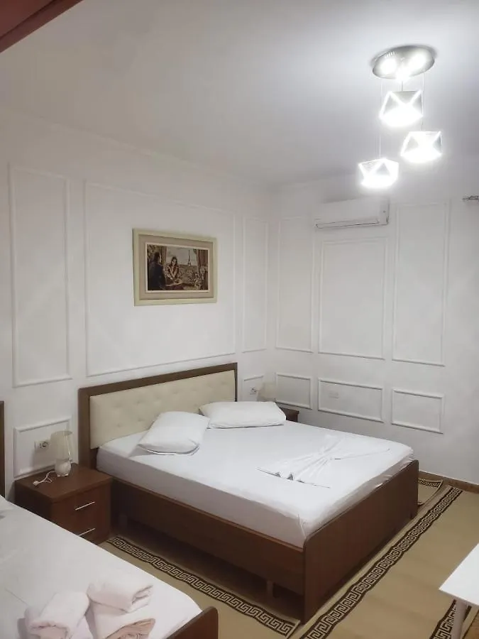 Hotel Kaloshi Mezez 4*,  Albanien