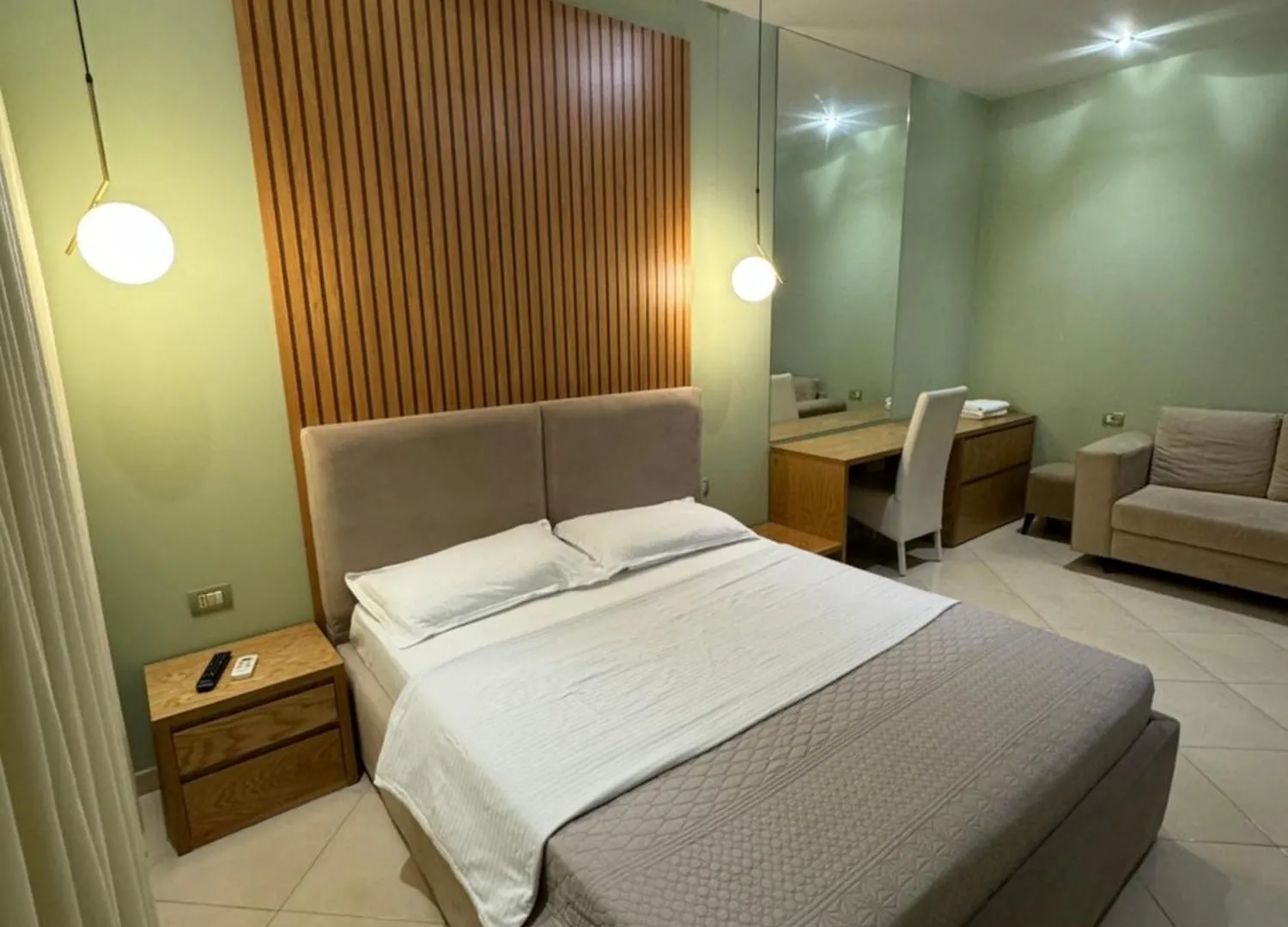 Hotel Kaloshi Mezez