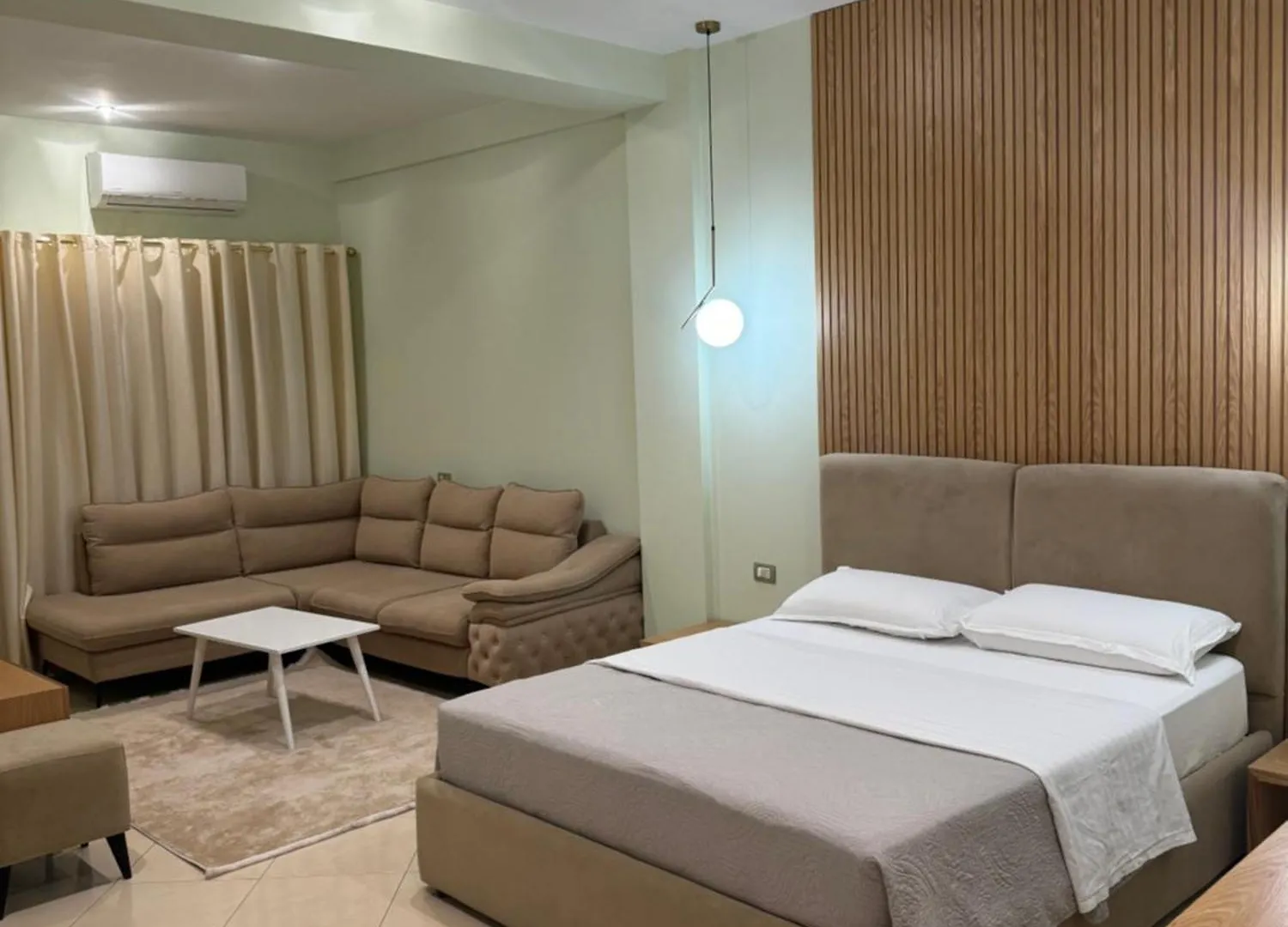 Hotel Kaloshi Mezez