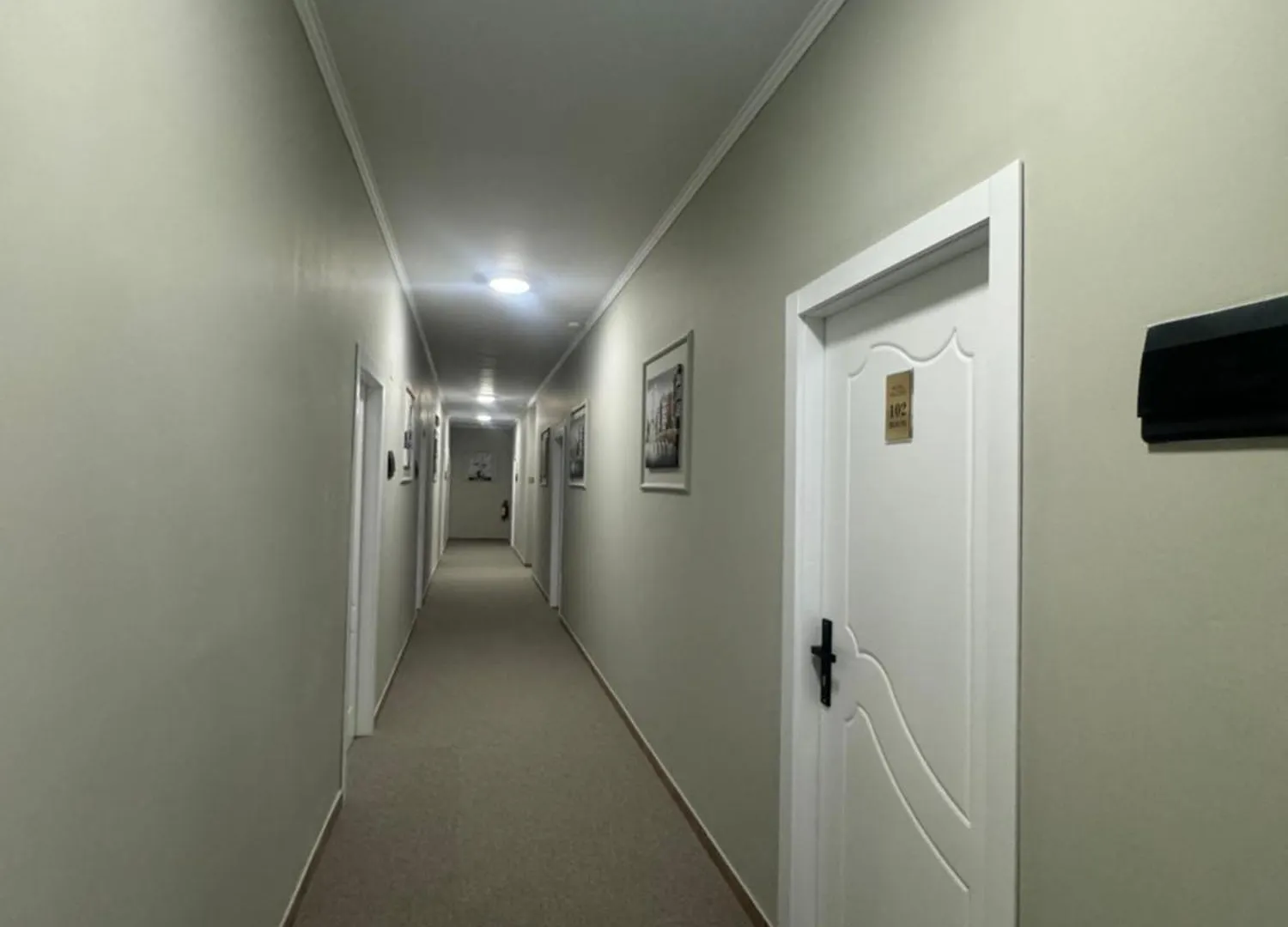 Hotel Kaloshi Mezez