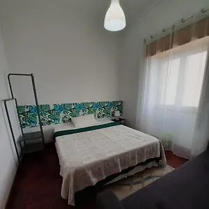 Anchor House Hostal Albufeira