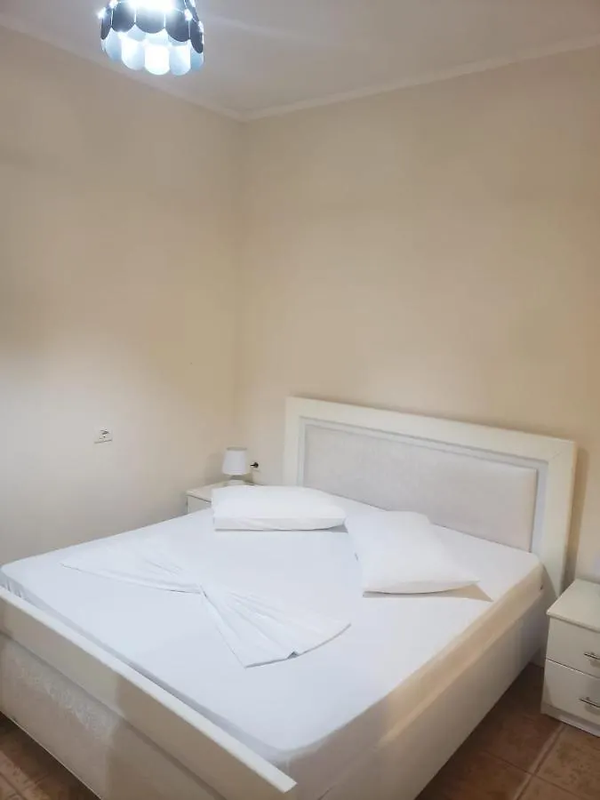 Hotel Kaloshi Mezez Albania
