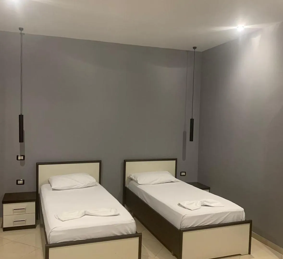 ****  Hotel Kaloshi Mezez Albania