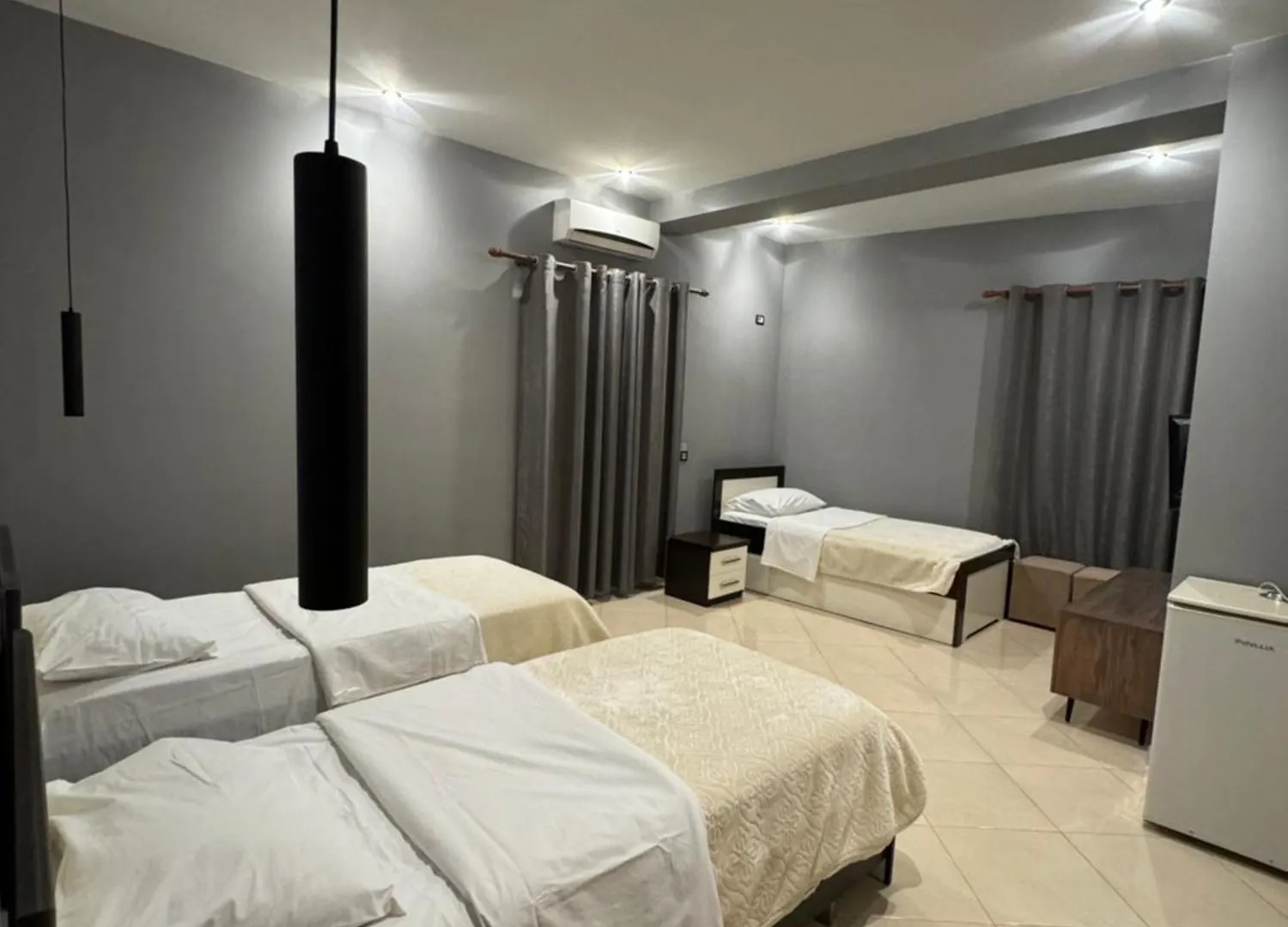 ****  Hotel Kaloshi Mezez Albania