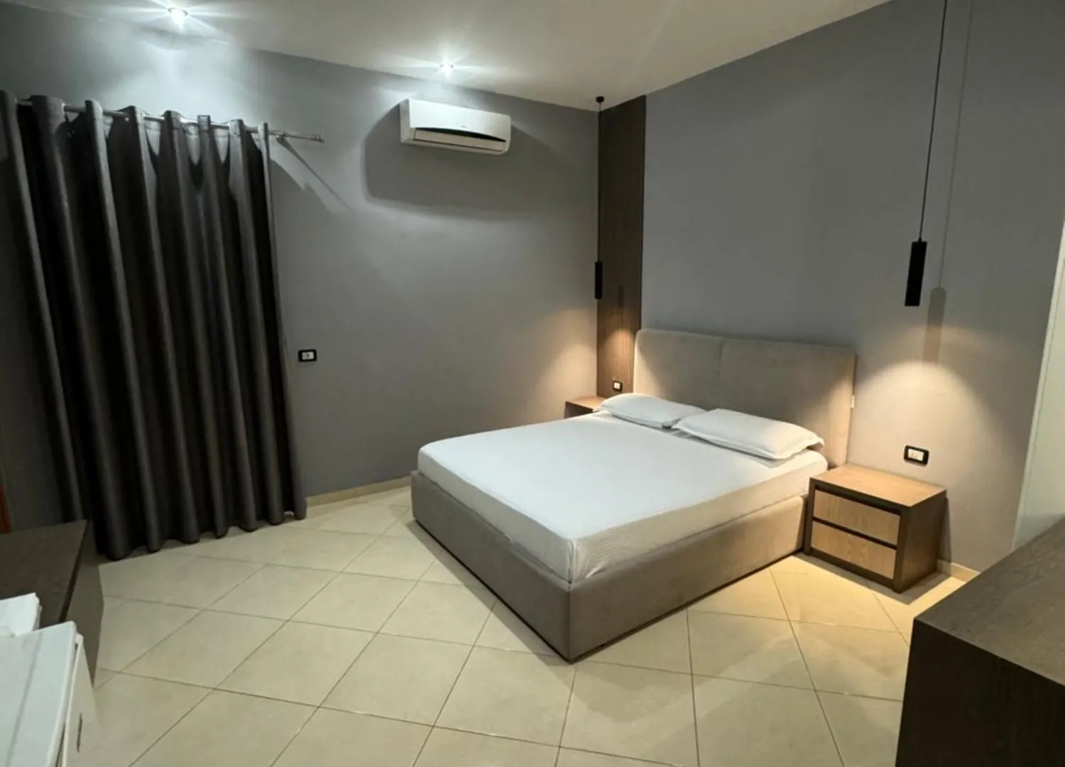 Hotel Kaloshi Mezez